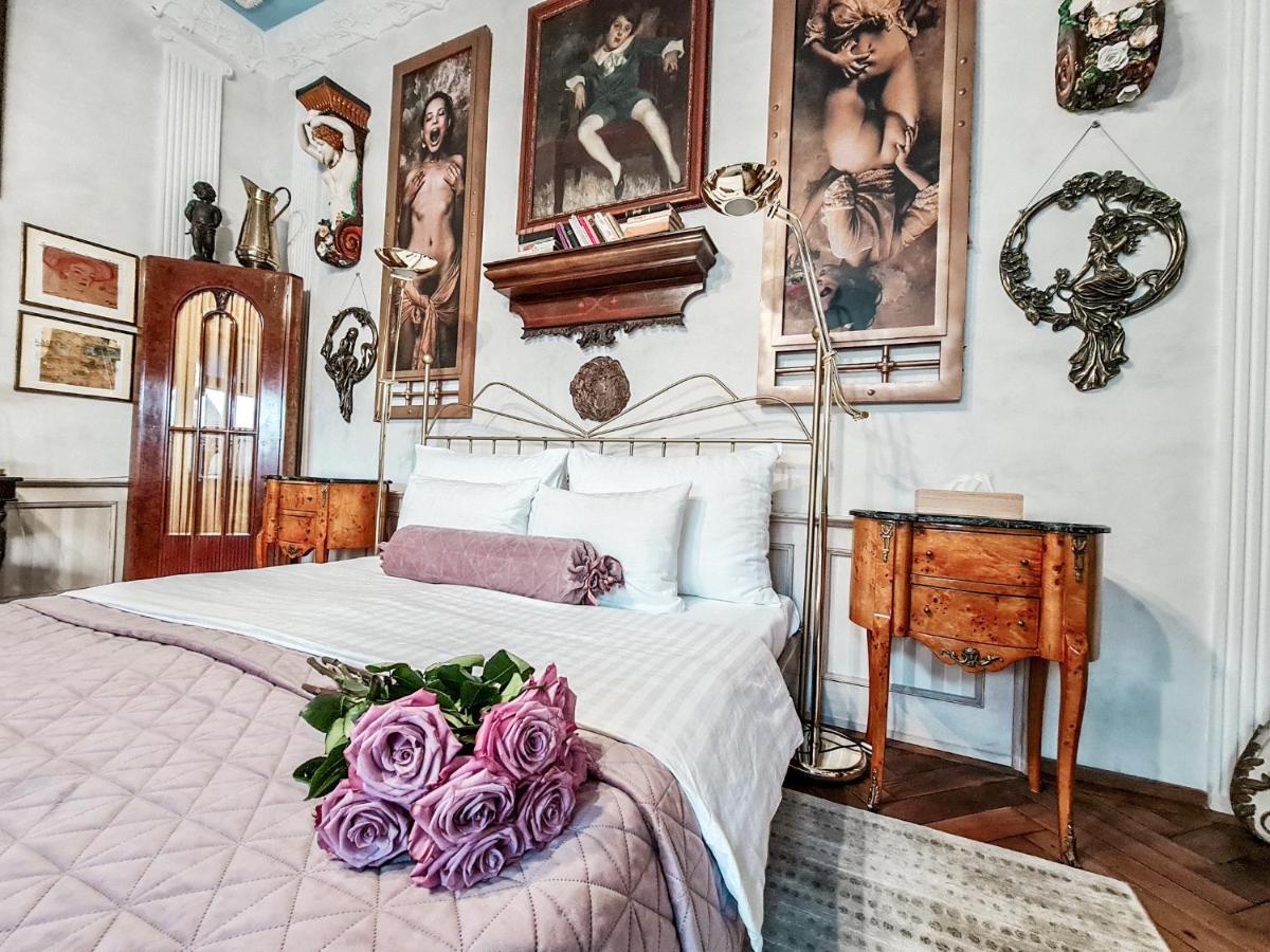 Divna Pani Luxury Gallery Hotel 5*